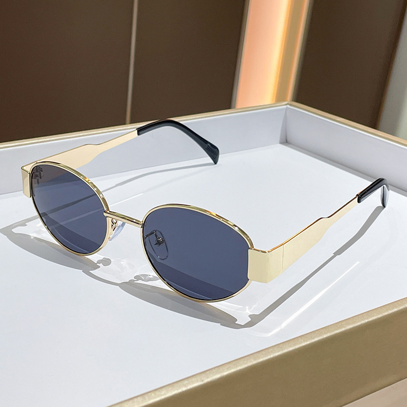 Lunettes de soleil tendance à  - Women'S Fashion Eyewear avis et prix
