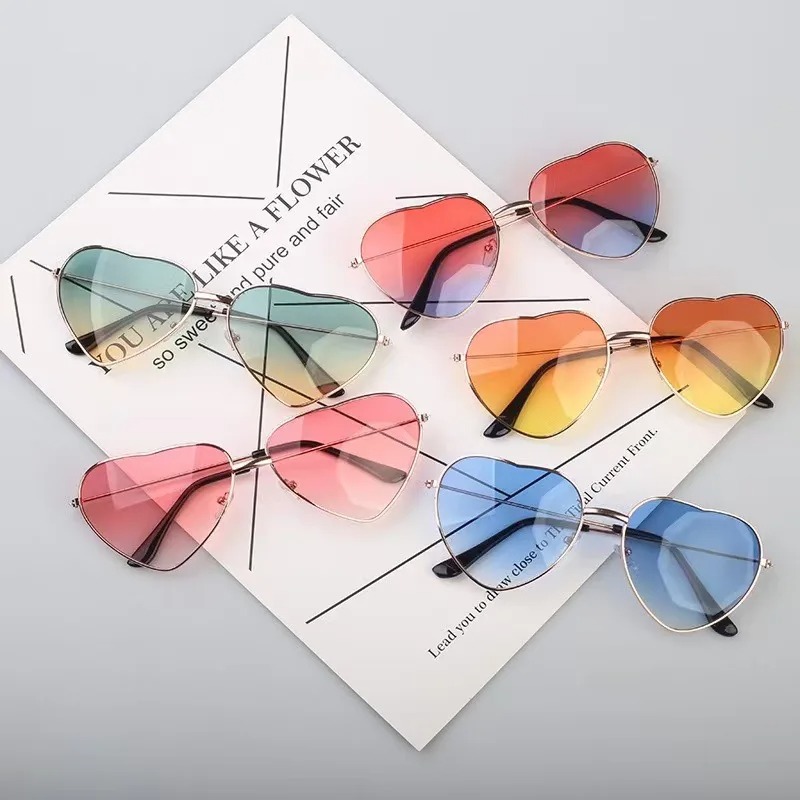 Lunettes de soleil tendance en - Women'S Fashion Eyewear avis et prix